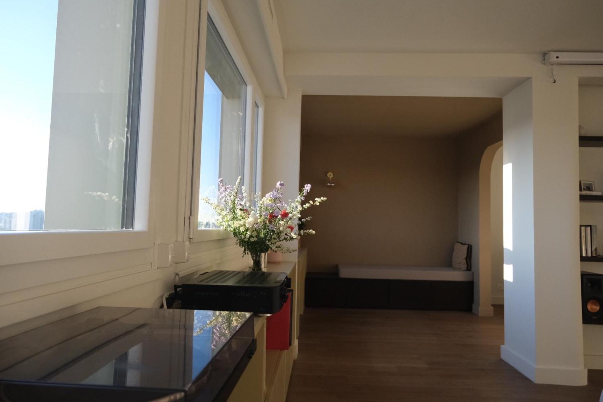 Spacious Near Belleville *